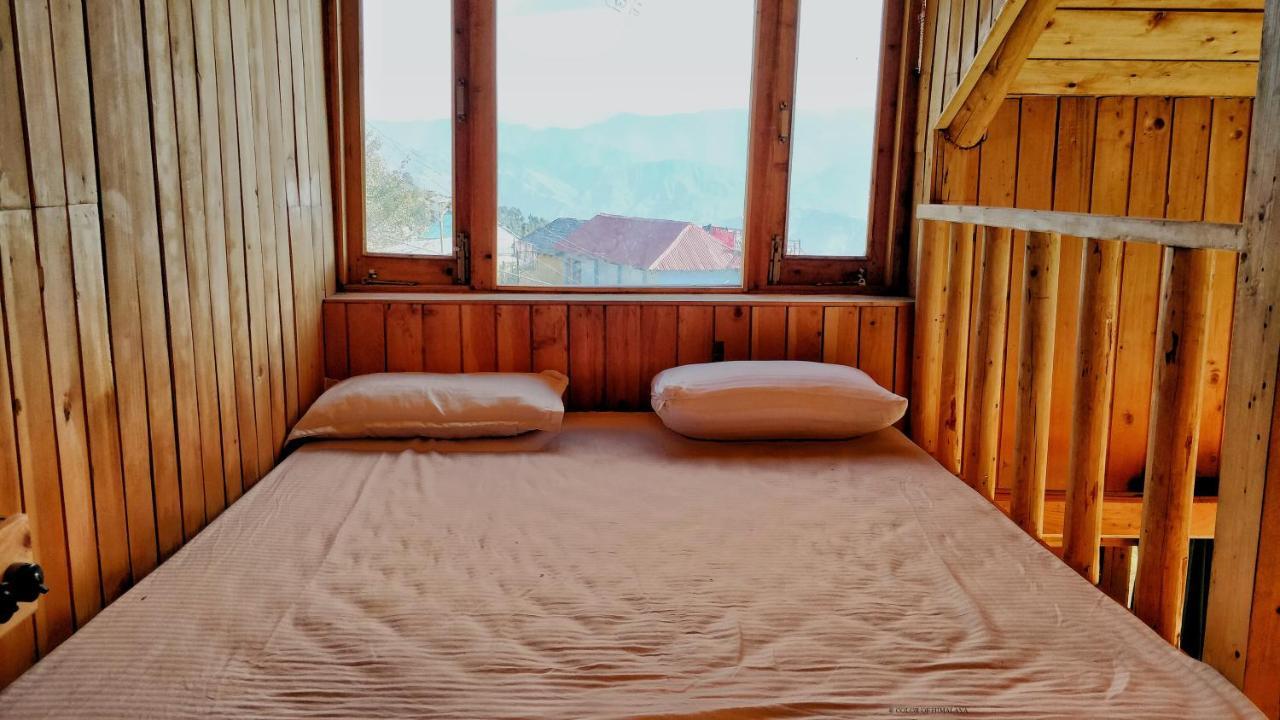 Loghouse At Khajjiar Lake Zewnętrze zdjęcie